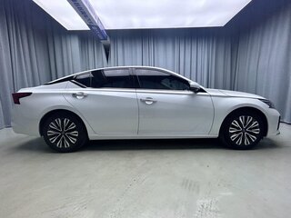 2022 Nissan Altima VI (L34) Рестайлинг, белый, 1510000 рублей, вид 4