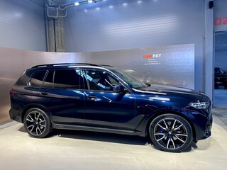 2021 BMW X7 40d I (G07), синий, 7600000 рублей, вид 4