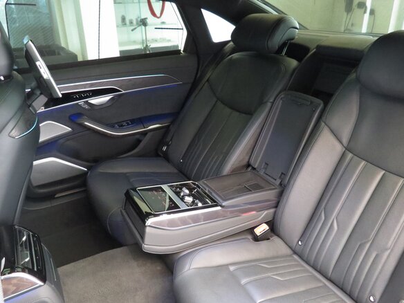2022 Audi A8 Long 55 TFSI IV (D5) Рестайлинг, чёрный, 9900000 рублей - вид 18