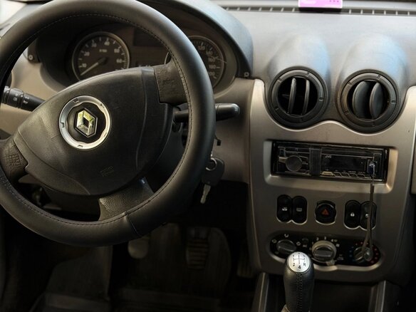 2012 Renault Logan I Рестайлинг, белый, 249000 рублей - вид 7
