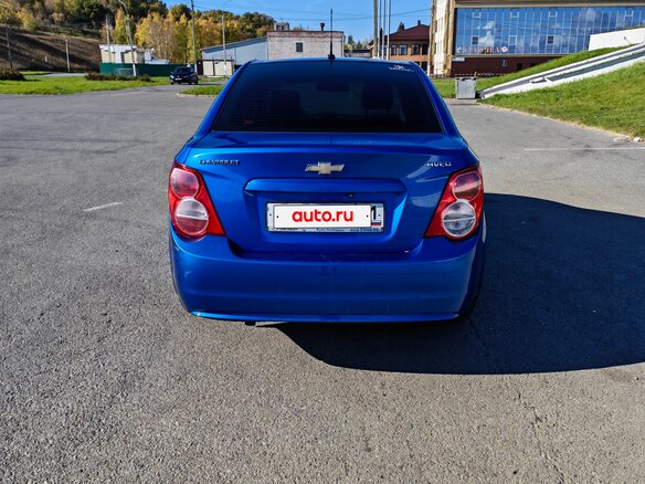 2013 Chevrolet Aveo II, синий, 750000 рублей - вид 5