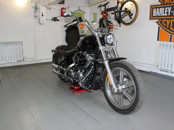 2022 Harley-Davidson Softail Standard, чёрный, 1250000 рублей - вид 2