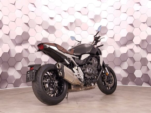 2021 Honda CB 1000R, серый - вид 6