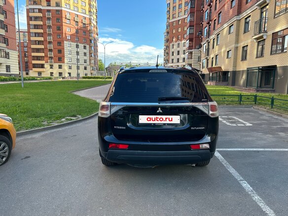2013 Mitsubishi Outlander III, чёрный, 1330000 рублей - вид 5