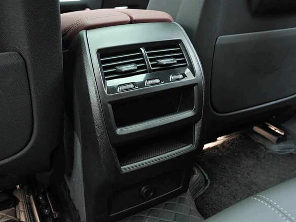2025 BMW X6 30i III (G06) Рестайлинг, чёрный, 9482319 рублей - вид 18