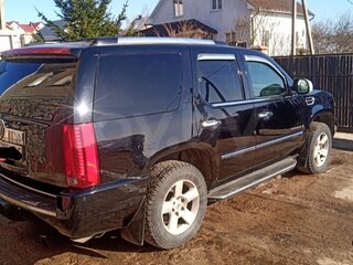2006 Cadillac Escalade III, чёрный, 1485939 рублей, вид 2