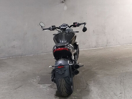 2020 Triumph Rocket 3, чёрный, 1850000 рублей, вид 4