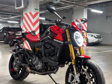 2023 Ducati Monster 937, красный, 1249999 рублей, вид 1