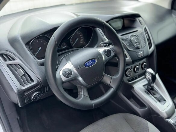 2012 Ford Focus III, белый, 550000 рублей - вид 5