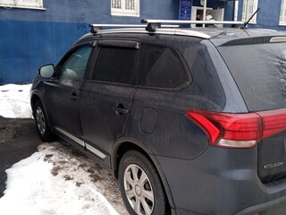 2016 Mitsubishi Outlander III Рестайлинг 2, синий, 1650000 рублей, вид 4