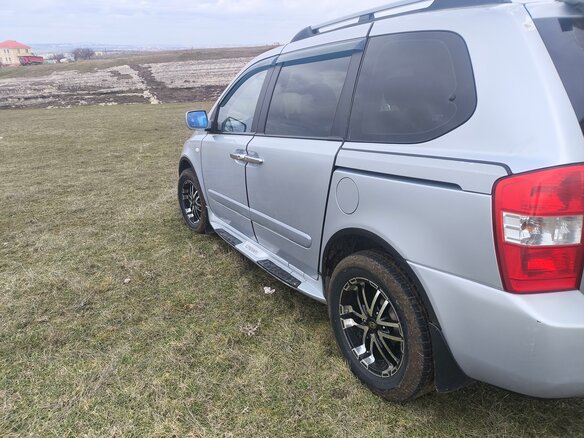 2008 Kia Carnival Grand II, серый, 1000000 рублей - вид 13