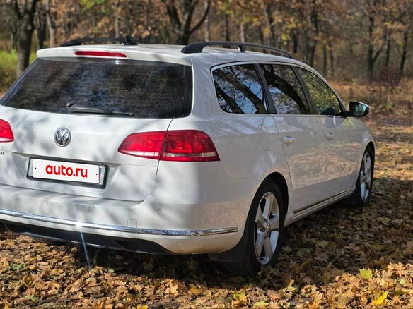 2011 Volkswagen Passat B7, белый, 1250000 рублей - вид 2