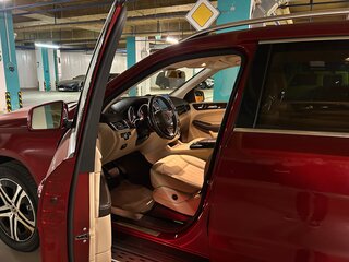2017 Mercedes-Benz GLS 450 I (X166), красный, 3530000 рублей, вид 4