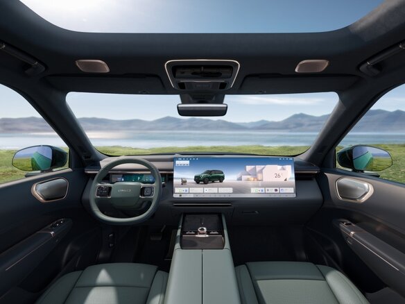 2026 Lynk & Co 900, белый - вид 10