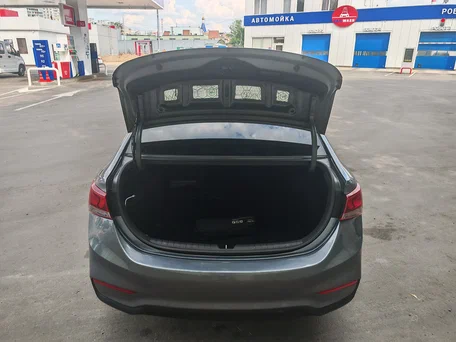 2017 Hyundai Solaris II, серый, 1156000 рублей, вид 5