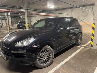 2013 Porsche Cayenne S Diesel II (958), чёрный, 3900000 рублей, вид 1