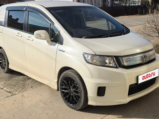 2012 Honda Freed I Рестайлинг, белый, 1350000 рублей, вид 1