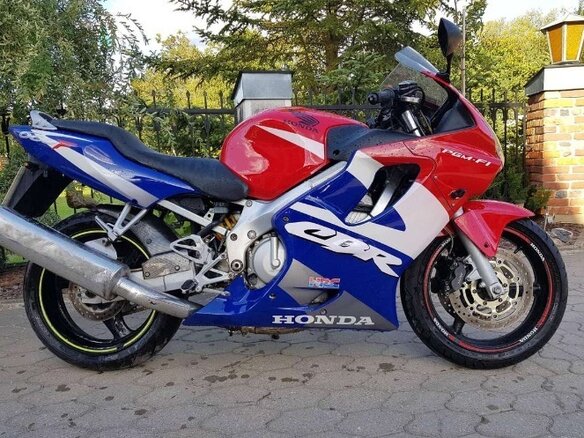 2002 Honda CBR 600F, красный, 315959 рублей - вид 2