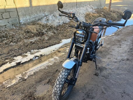 2023 Fuego Scrambler 250, золотистый, 150000 рублей, вид 4
