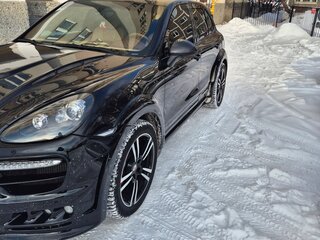 2014 Porsche Cayenne Diesel II (958), чёрный, 3650000 рублей, вид 1