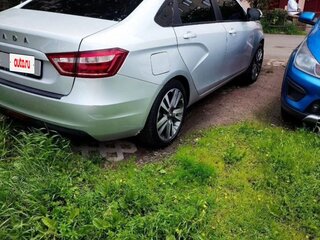 2018 Lada (ВАЗ) Vesta I, серебристый, 850000 рублей, вид 3
