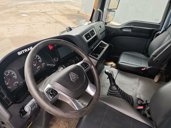 2024 Sinotruk Sitrak C7H, красный, 7785000 рублей - вид 8