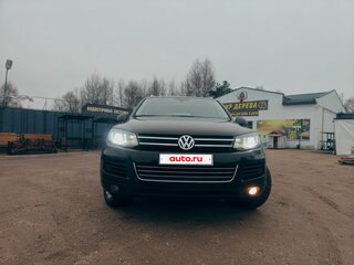 2011 Volkswagen Touareg II, чёрный, 2000000 рублей, вид 2