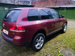 2007 Volkswagen Touareg I, пурпурный, 950000 рублей, вид 5