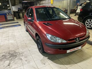 2008 Peugeot 206, красный, 290000 рублей, вид 2