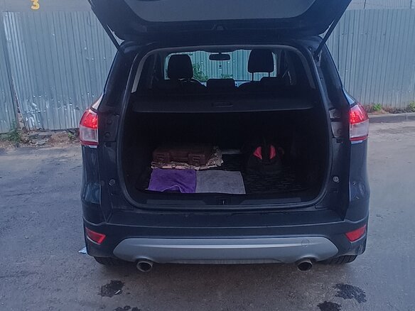 2014 Ford Kuga II, серый, 1950000 рублей - вид 3