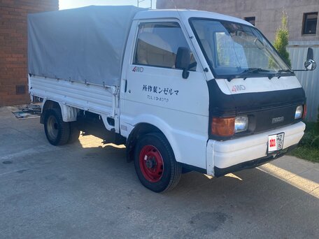 1991 Mazda Titan, белый, 820000 рублей, вид 1