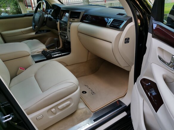 2013 Lexus LX 570 III Рестайлинг, чёрный - вид 24