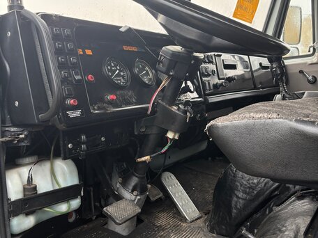 2004 КамАЗ 53215, серый, 1200000 рублей, вид 2