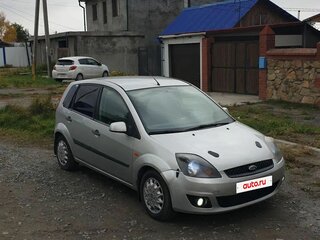 2006 Ford Fiesta Mk5, серебристый, 199000 рублей, вид 3