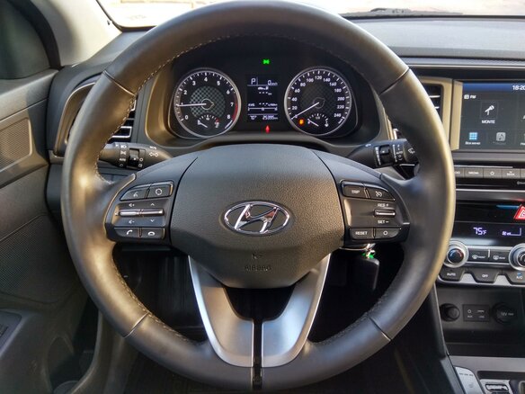 2019 Hyundai Elantra VI (AD) Рестайлинг, серый - вид 16