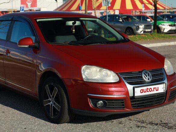 2008 Volkswagen Jetta V, красный, 450000 рублей - вид 2