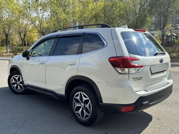 2022 Subaru Forester V Рестайлинг, белый, 2915000 рублей - вид 3