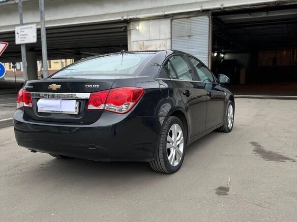 2012 Chevrolet Cruze I Рестайлинг, чёрный, 900000 рублей - вид 4