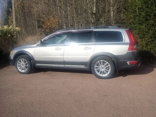 2014 Volvo XC70 II Рестайлинг, золотистый, 1600000 рублей, вид 3