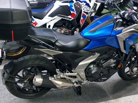 2021 Honda NC 750X, синий, 935000 рублей, вид 2