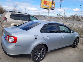 2010 Volkswagen Jetta V, серебристый, 610000 рублей, вид 2