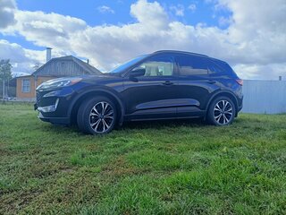 2022 Ford Escape IV, чёрный, 2900000 рублей, вид 5