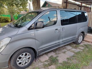 2010 Hyundai H-1 II, серебристый, 1100000 рублей, вид 3