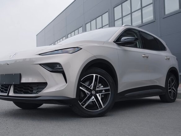 2025 MG ES5 62.2 kWh, серебристый - вид 1