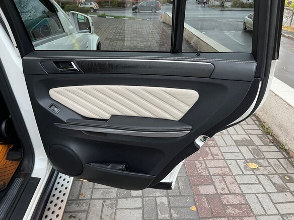 2012 Mercedes-Benz GL-Класс 350 I (X164) Рестайлинг, белый, 3100000 рублей - вид 13