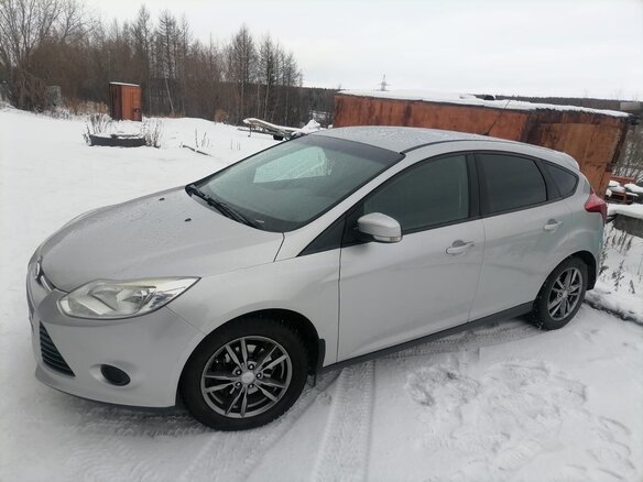 2013 Ford Focus III, серебристый, 1400000 рублей - вид 4