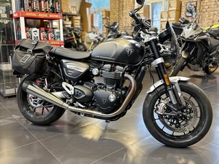 2023 Triumph Speed Twin, чёрный, 1570000 рублей, вид 3