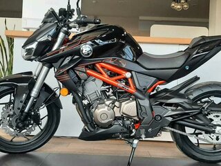 2025 QJMotor SRK 400, чёрный, 499000 рублей, вид 2