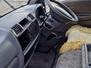2003 Mazda Bongo IV, белый, 330000 рублей, вид 2