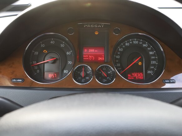 2008 Volkswagen Passat B6, чёрный, 545000 рублей - вид 9